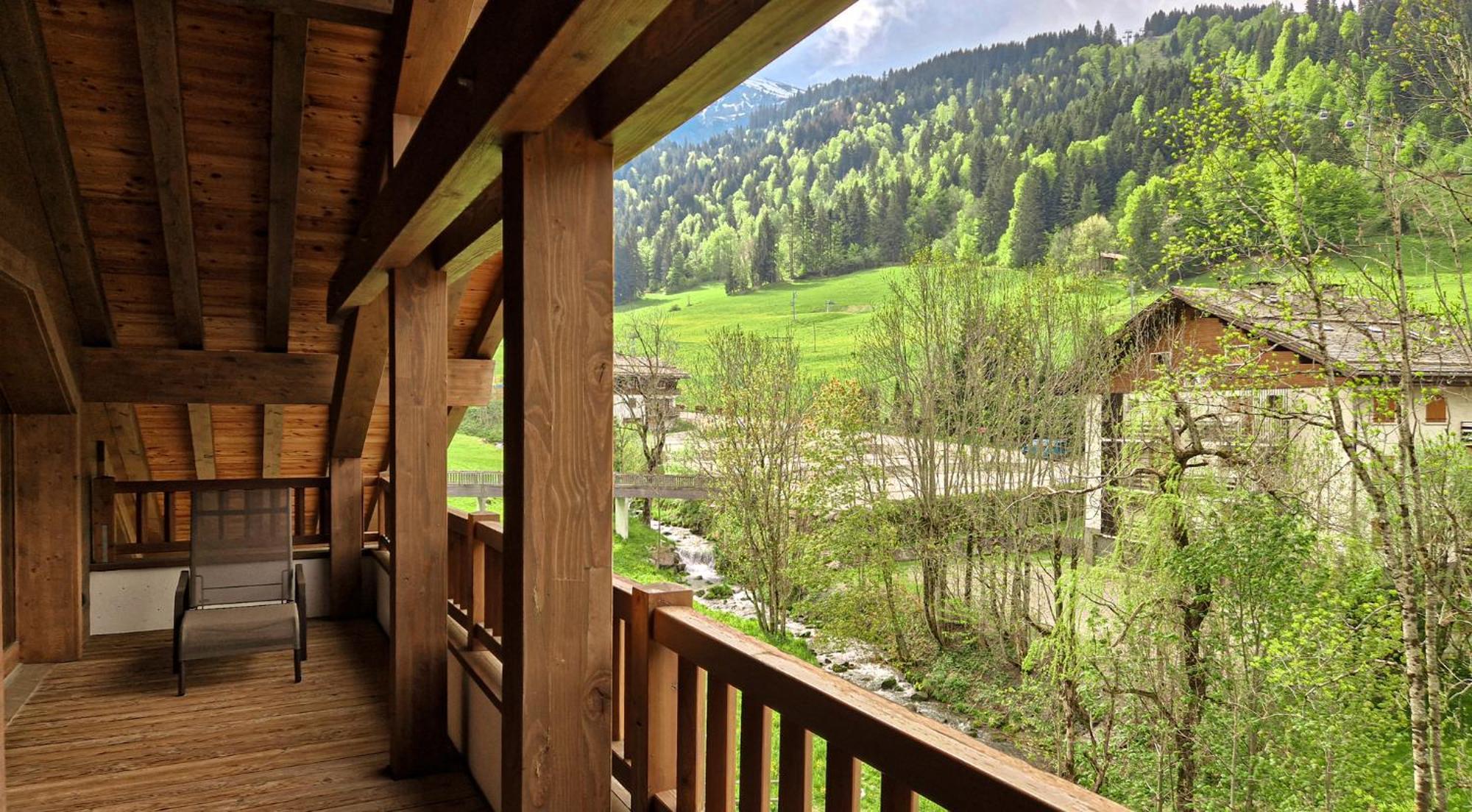 Les Cimes Aparthotel La Clusaz Esterno foto